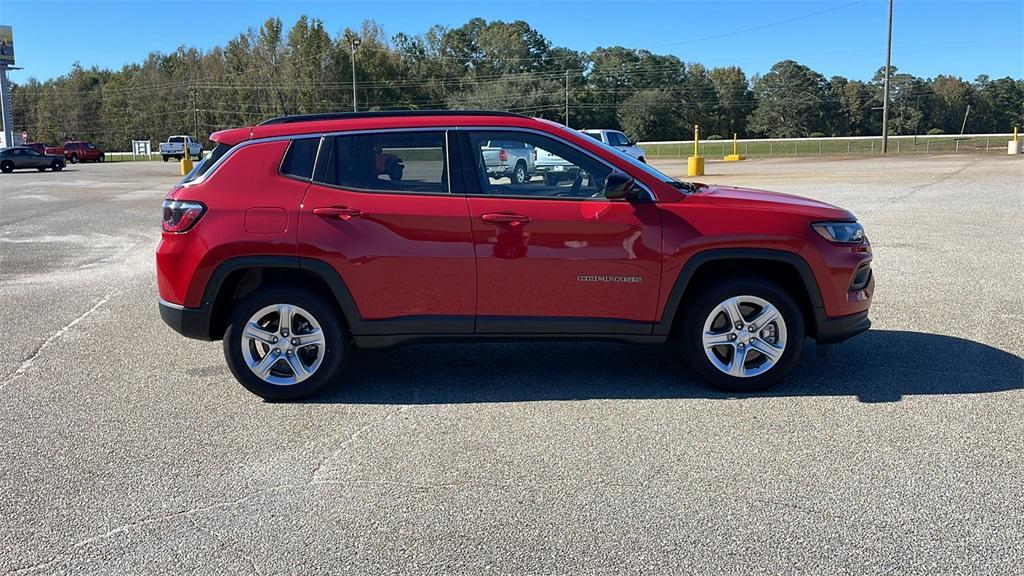 new 2023 Jeep Compass car, priced at $32,900