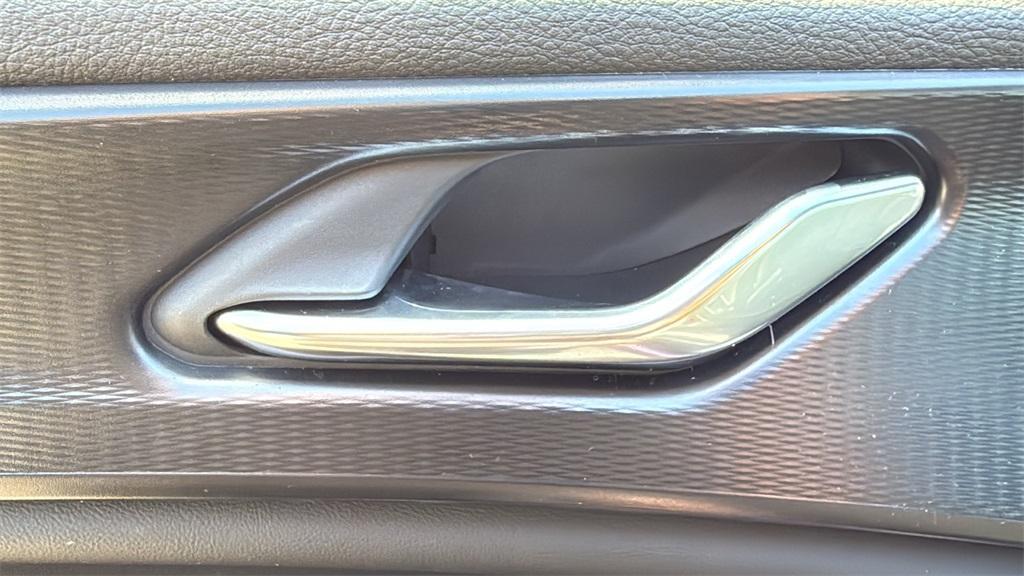 new 2025 Jeep Grand Cherokee car, priced at $36,450