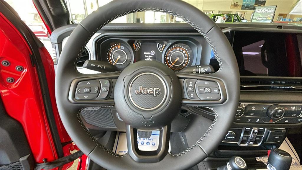 new 2025 Jeep Gladiator car, priced at $41,870