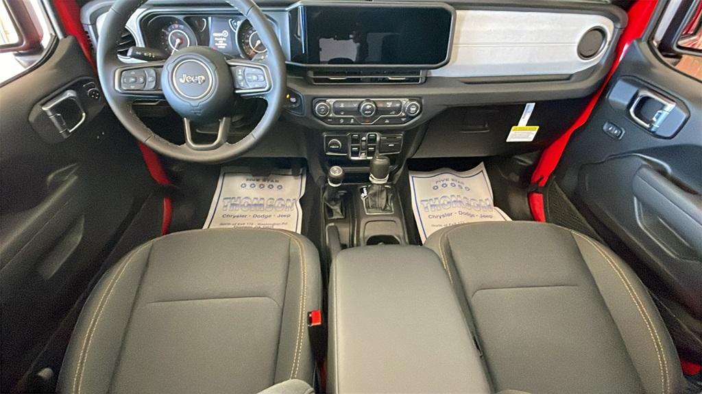 new 2025 Jeep Gladiator car, priced at $41,870