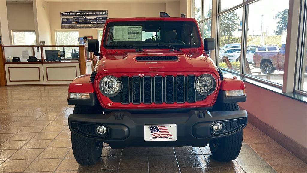 new 2025 Jeep Gladiator car, priced at $41,870
