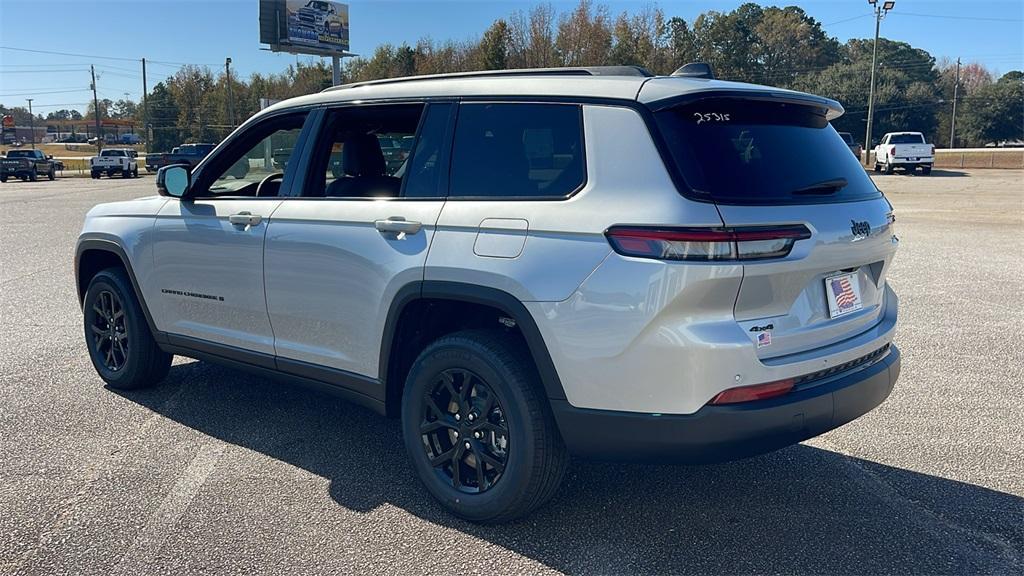 new 2025 Jeep Grand Cherokee L car, priced at $40,943