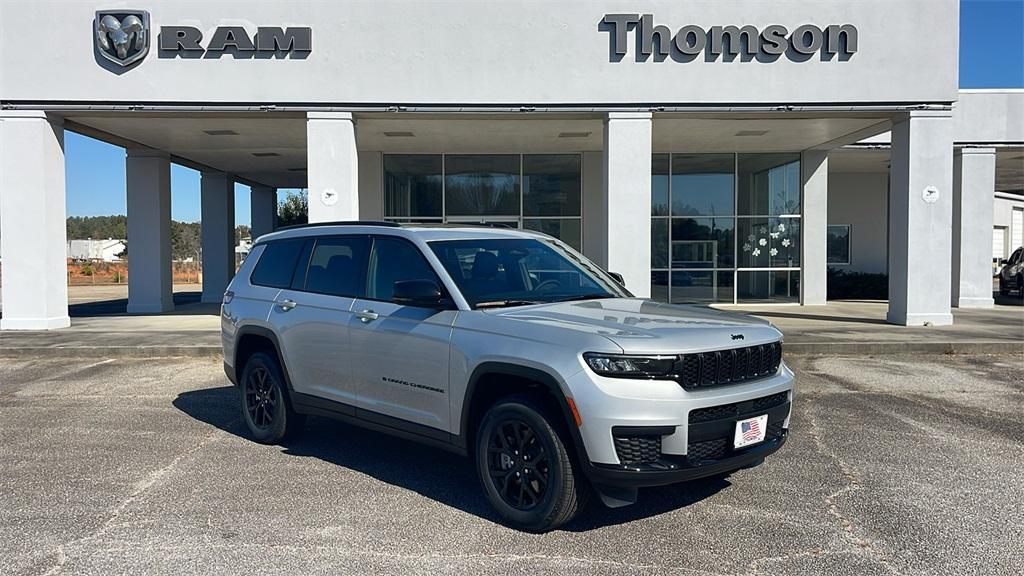 new 2025 Jeep Grand Cherokee L car, priced at $40,943