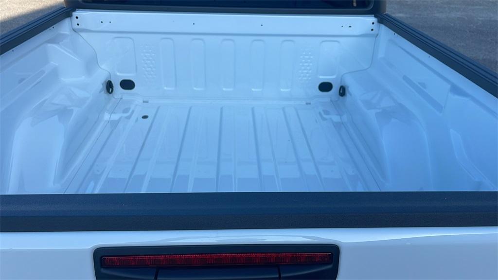 new 2025 Jeep Gladiator car, priced at $44,700
