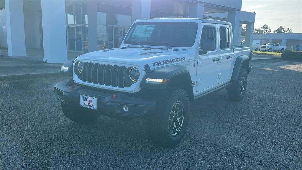 new 2025 Jeep Gladiator car, priced at $44,700