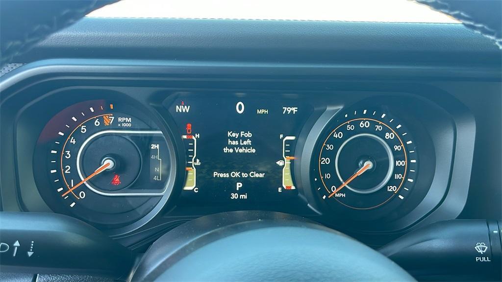 new 2025 Jeep Gladiator car, priced at $44,700