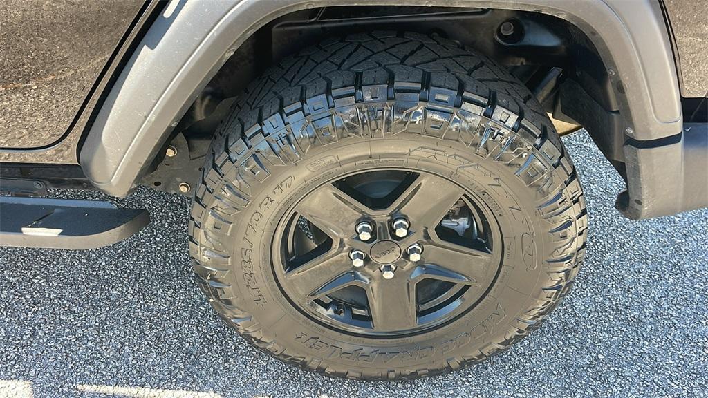 used 2020 Jeep Wrangler Unlimited car, priced at $25,330