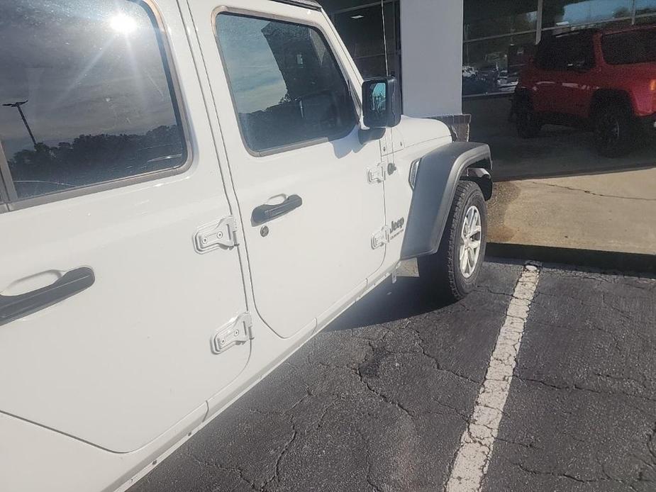 used 2023 Jeep Gladiator car, priced at $34,990