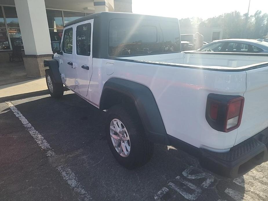 used 2023 Jeep Gladiator car, priced at $34,990