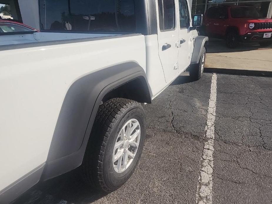 used 2023 Jeep Gladiator car, priced at $34,990