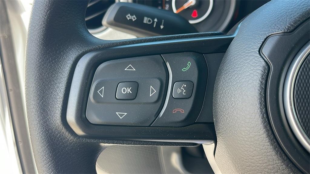 new 2025 Jeep Wrangler car, priced at $33,370