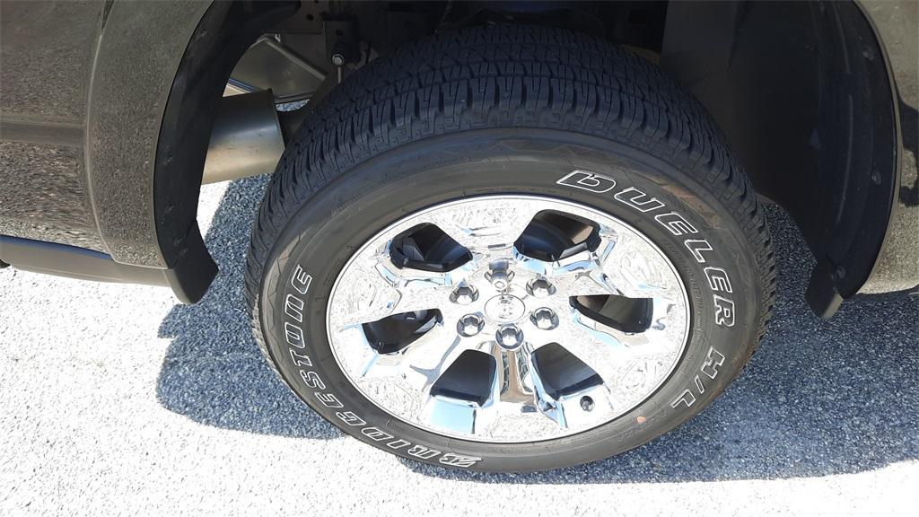 used 2025 Ram 1500 car, priced at $44,160