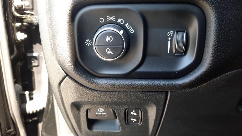 used 2025 Ram 1500 car, priced at $44,160