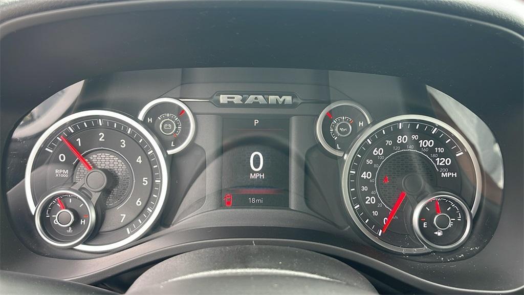 new 2025 Ram 1500 car, priced at $41,573