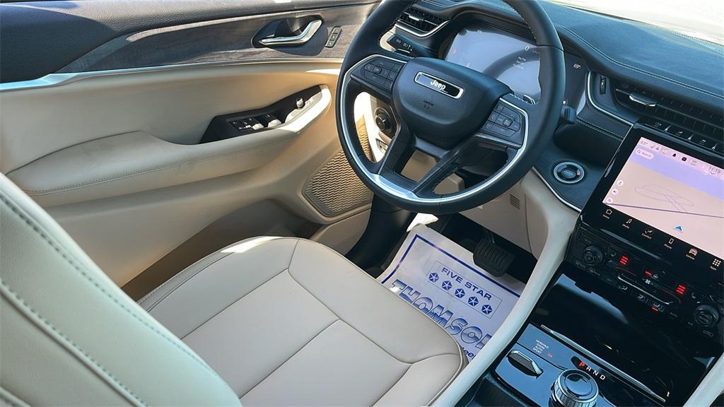 new 2025 Jeep Grand Cherokee L car, priced at $42,950
