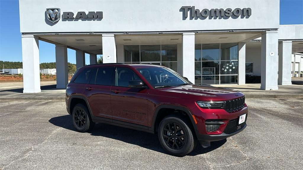 new 2025 Jeep Grand Cherokee car, priced at $37,773