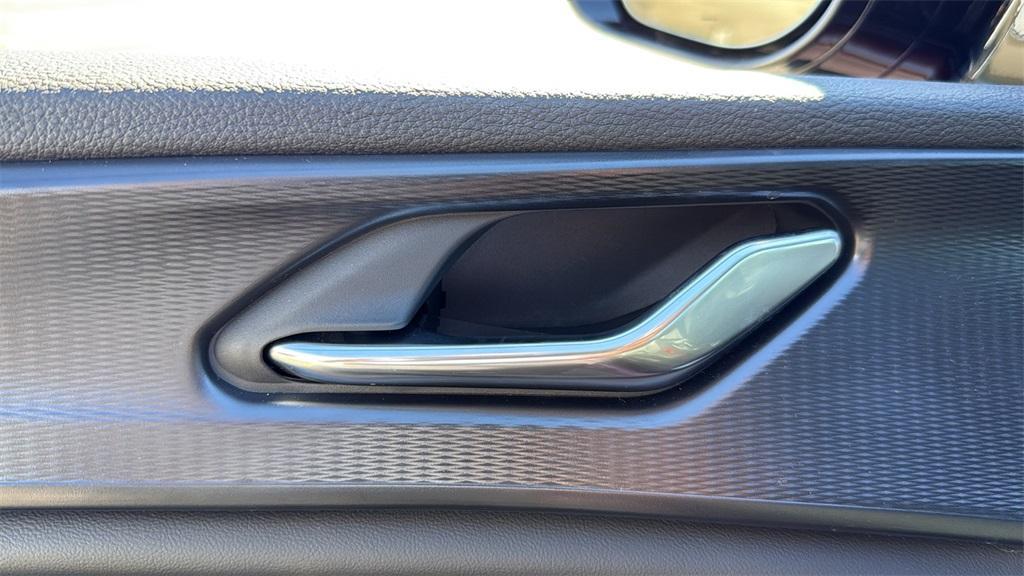 new 2025 Jeep Grand Cherokee car, priced at $37,773