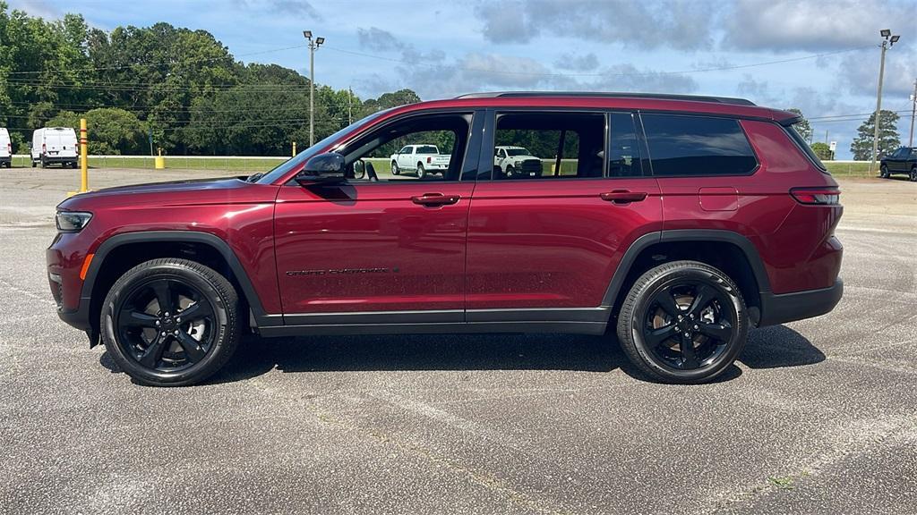new 2025 Jeep Grand Cherokee L car, priced at $40,992