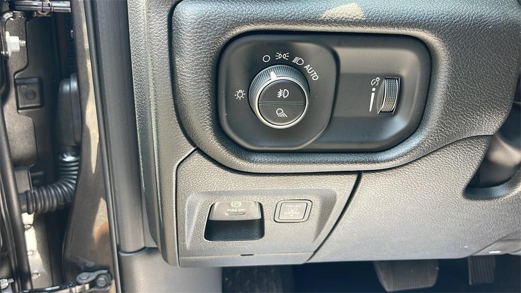 new 2025 Ram 1500 car, priced at $49,443