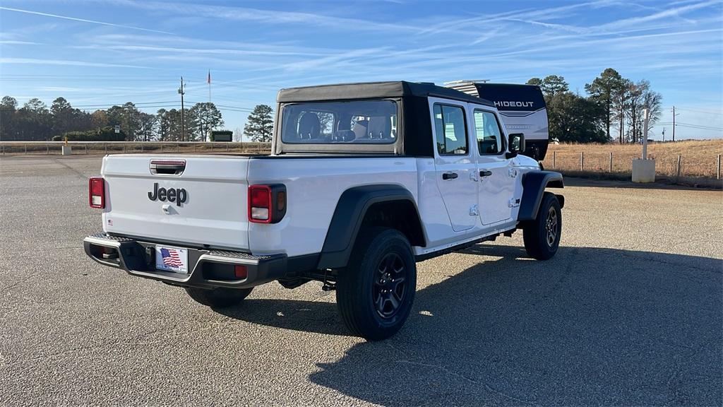 new 2025 Jeep Gladiator car, priced at $36,750