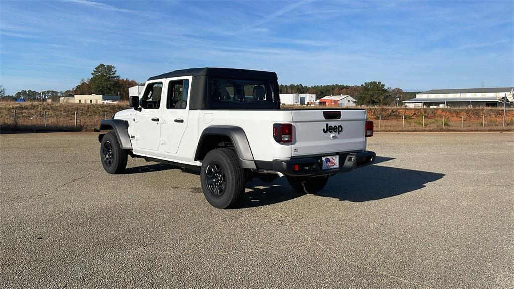 new 2025 Jeep Gladiator car, priced at $36,750