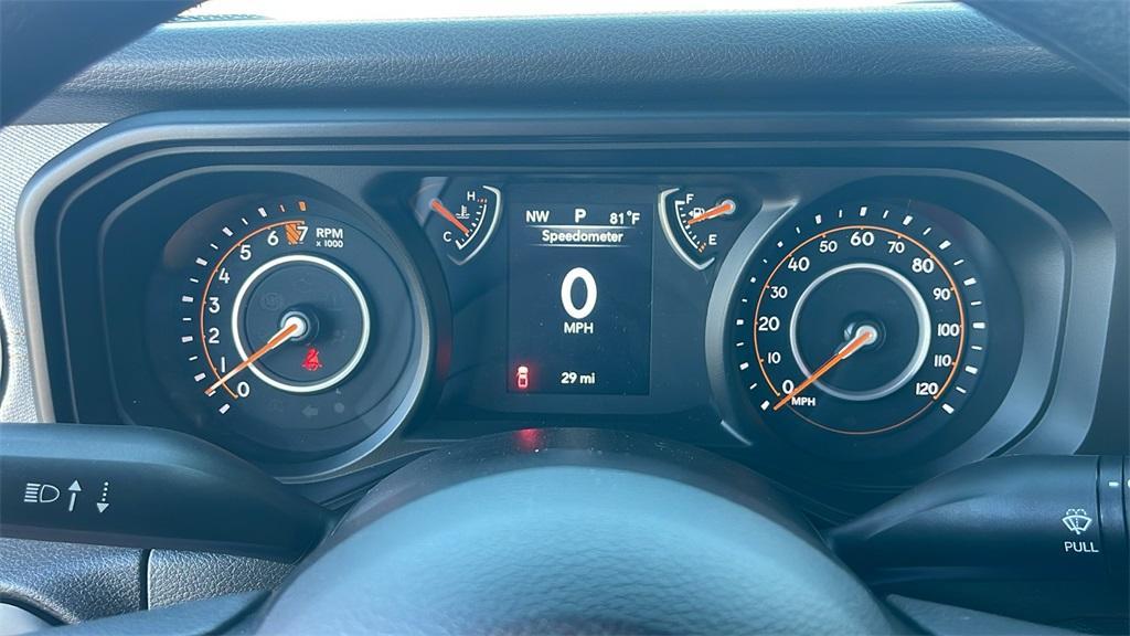 new 2025 Jeep Gladiator car, priced at $31,925