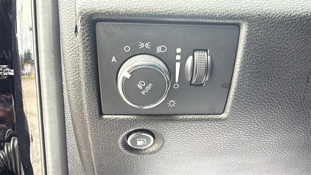 used 2022 Jeep Grand Cherokee WK car, priced at $27,150