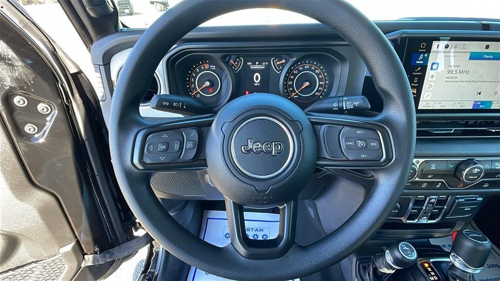 new 2025 Jeep Gladiator car, priced at $36,990