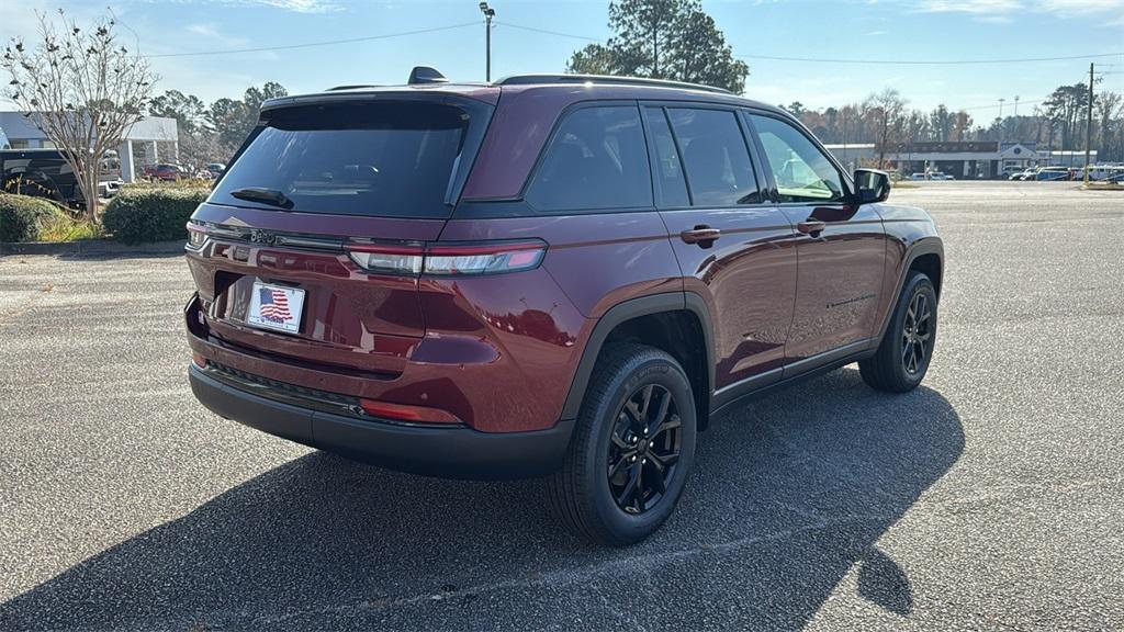 new 2025 Jeep Grand Cherokee car, priced at $37,425