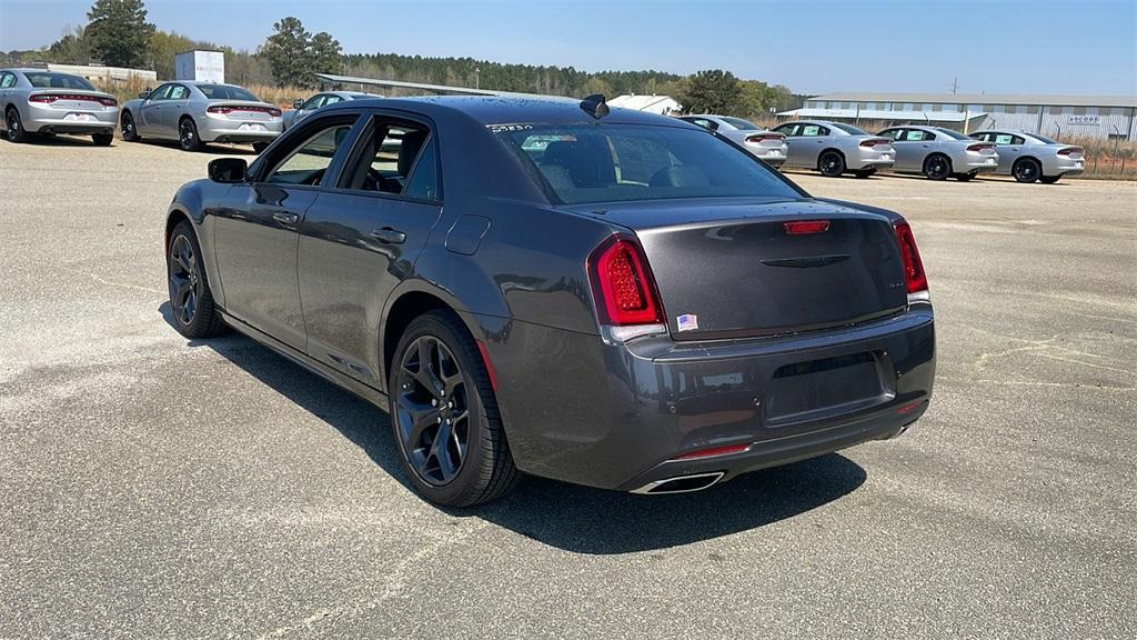 new 2023 Chrysler 300 car, priced at $37,500