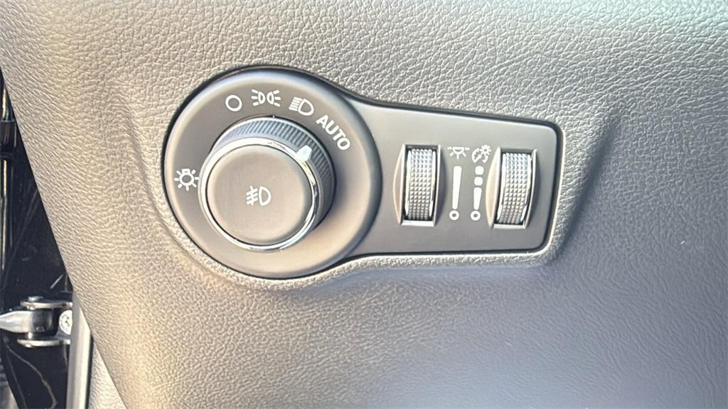 new 2026 Jeep Compass car, priced at $31,400