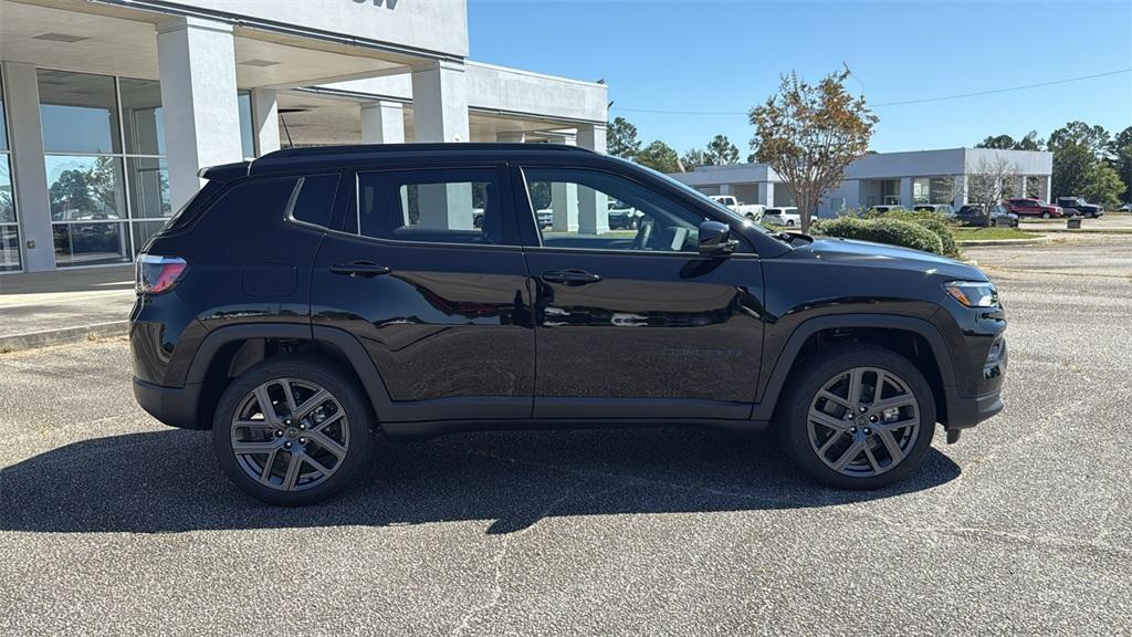 new 2026 Jeep Compass car, priced at $31,400