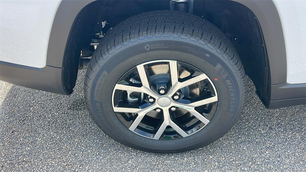 new 2025 Jeep Grand Cherokee L car, priced at $41,750