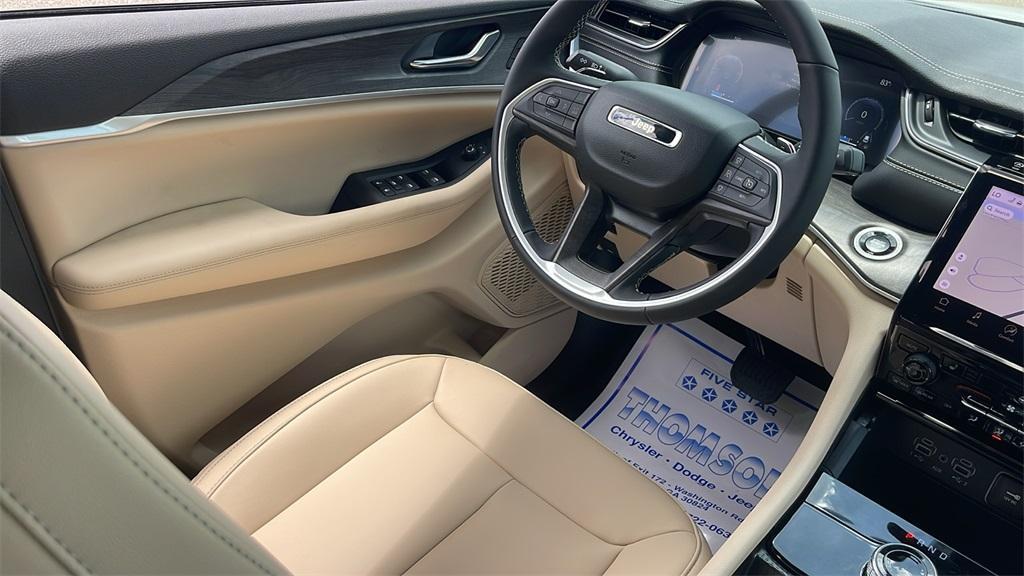 new 2025 Jeep Grand Cherokee L car, priced at $41,750