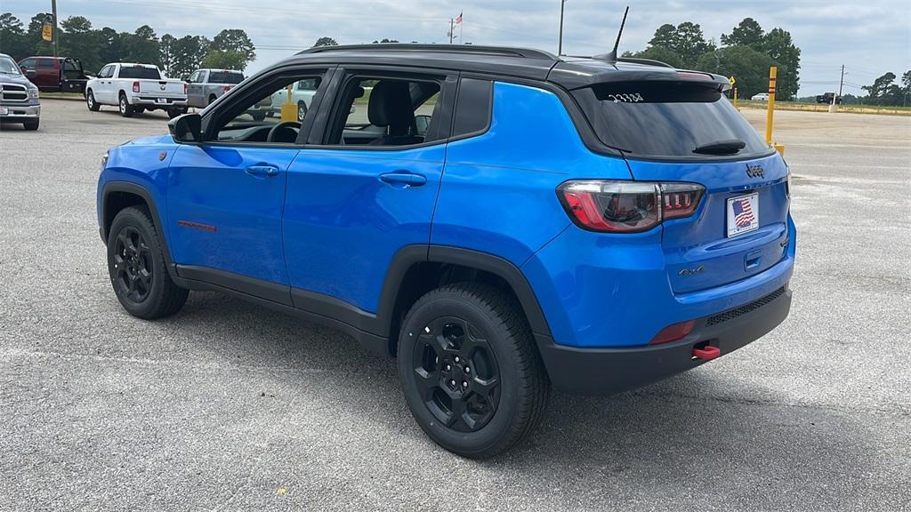 new 2023 Jeep Compass car, priced at $31,990