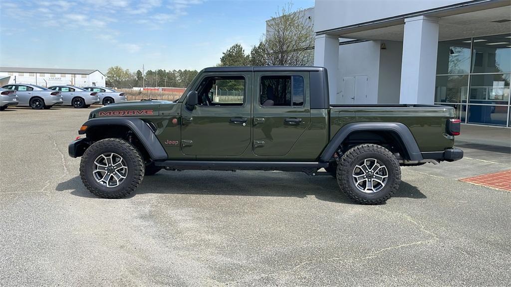 new 2024 Jeep Gladiator car, priced at $54,271