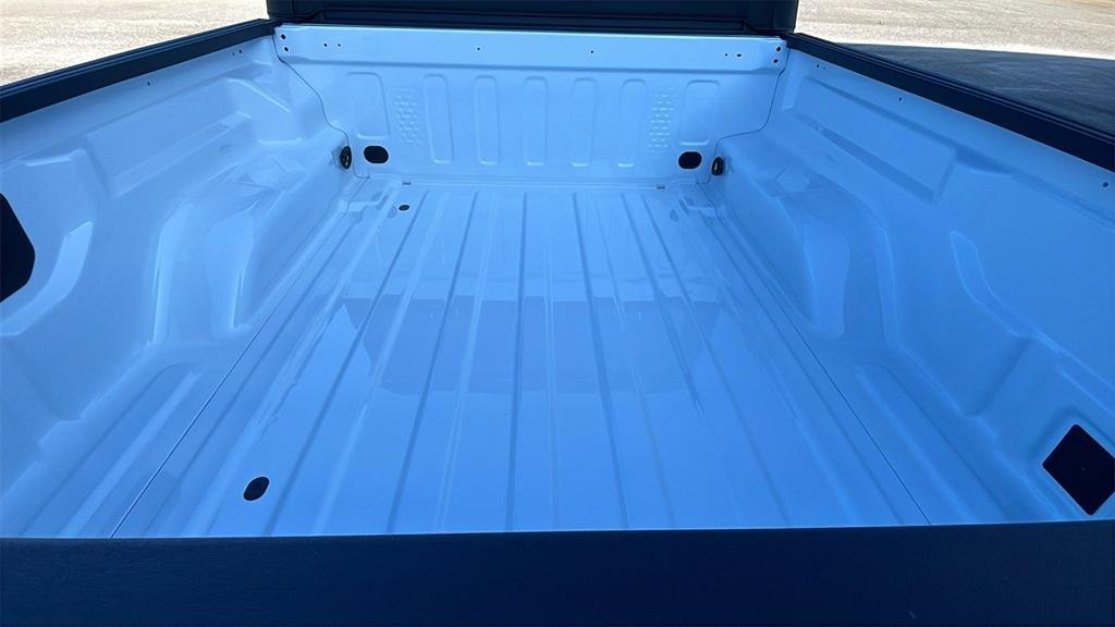 new 2025 Jeep Gladiator car, priced at $33,375