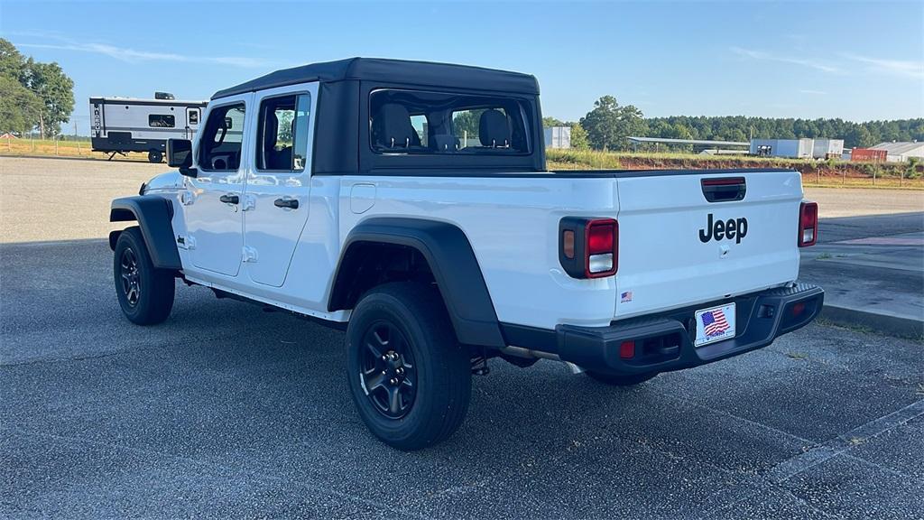 new 2025 Jeep Gladiator car, priced at $33,375