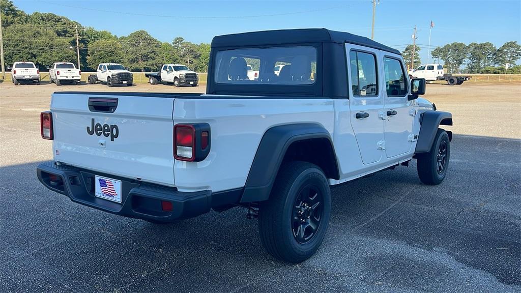 new 2025 Jeep Gladiator car, priced at $33,375