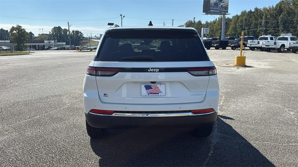 new 2025 Jeep Grand Cherokee car, priced at $33,252