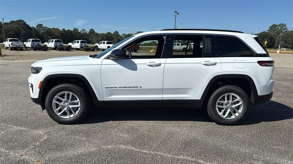 new 2025 Jeep Grand Cherokee car, priced at $33,252