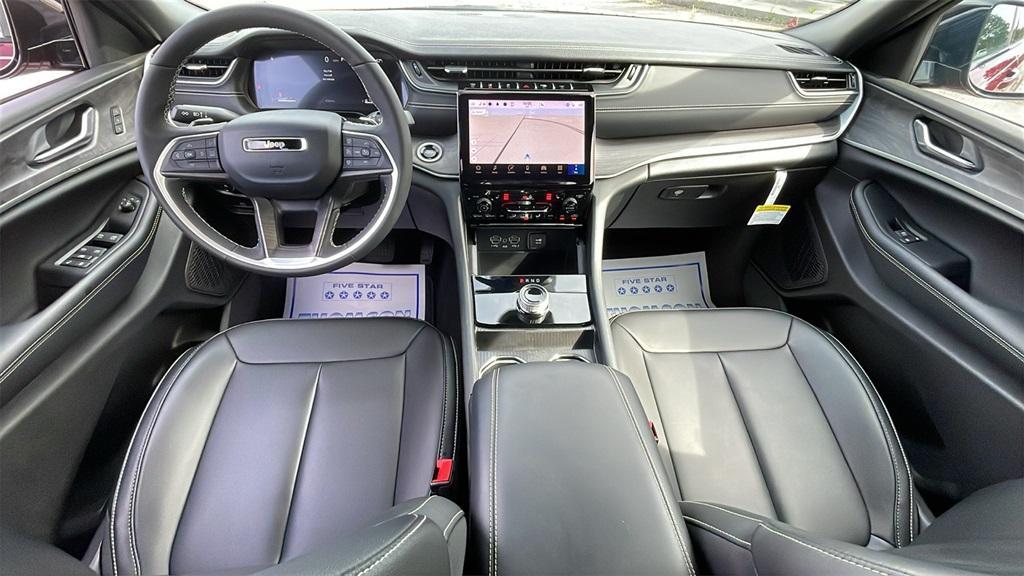 new 2025 Jeep Grand Cherokee L car, priced at $39,232