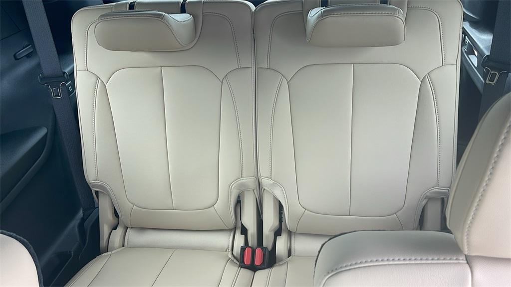 new 2025 Jeep Grand Cherokee L car, priced at $45,550