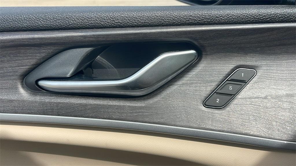 new 2025 Jeep Grand Cherokee L car, priced at $45,550
