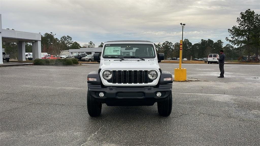 new 2025 Jeep Wrangler car, priced at $33,423