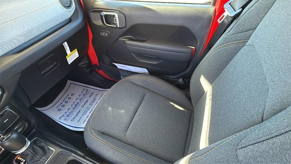 new 2026 Jeep Wrangler car, priced at $44,272