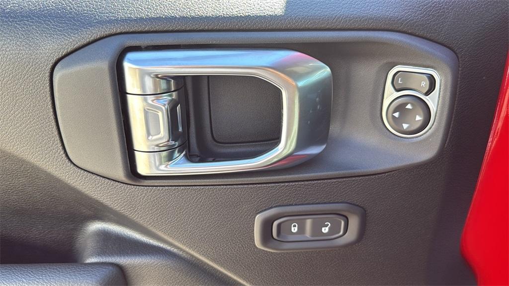 new 2026 Jeep Wrangler car, priced at $44,272