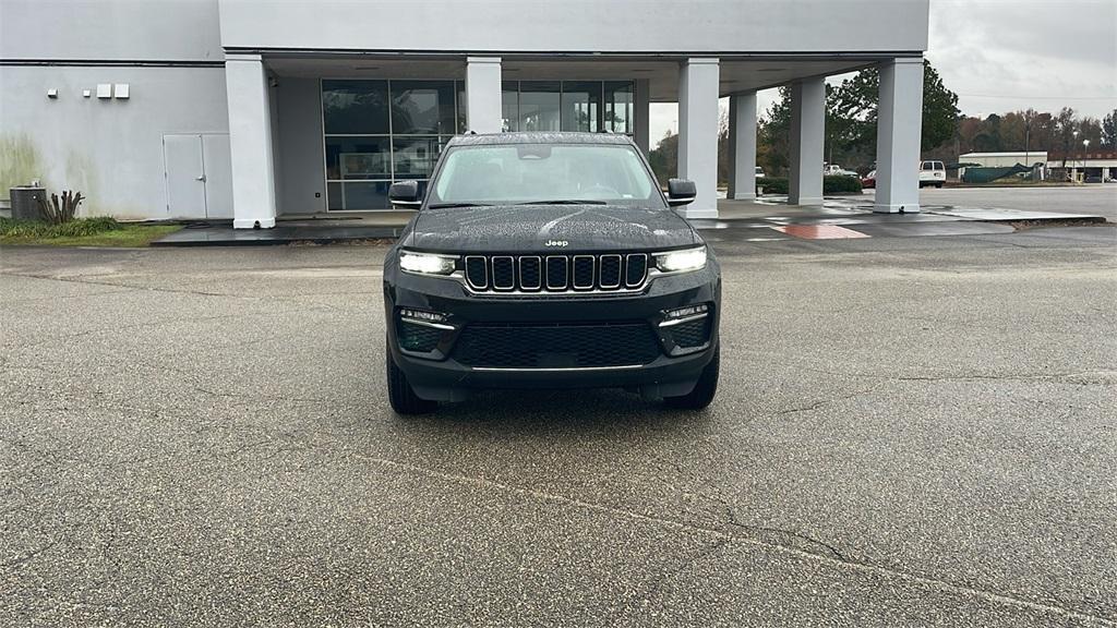 used 2022 Jeep Grand Cherokee car, priced at $30,400