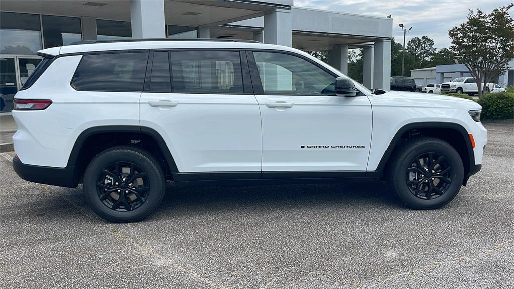 new 2025 Jeep Grand Cherokee L car, priced at $40,972
