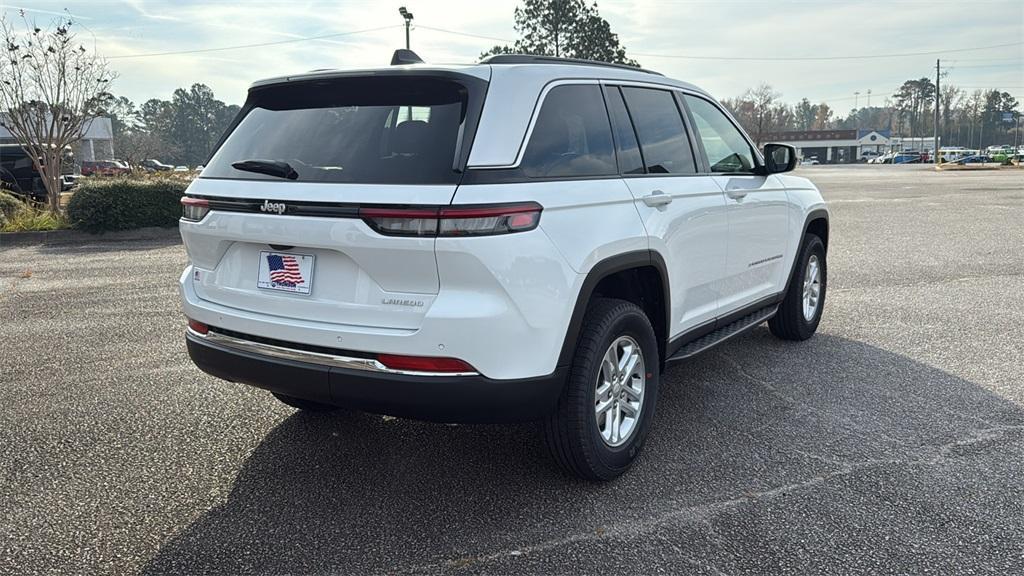 new 2025 Jeep Grand Cherokee car, priced at $32,672